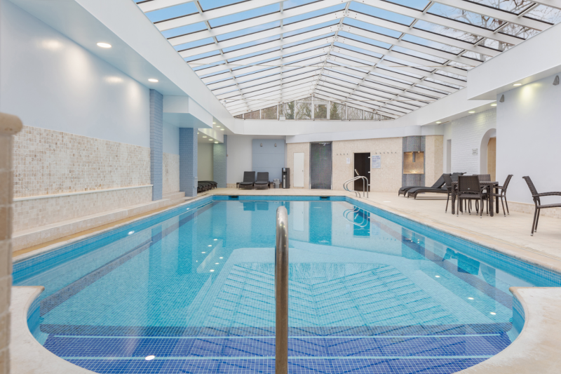 DoubleTree by Hilton Oxford Belfry - Pool
