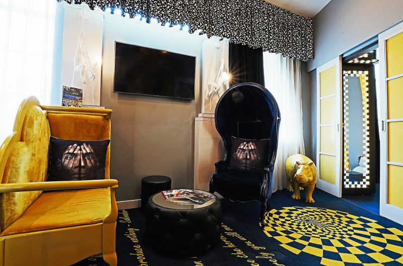 Malmaison Leeds - Signature Suite - Surrealism Suite