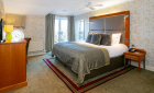 Park Royal - Ambassador Suite