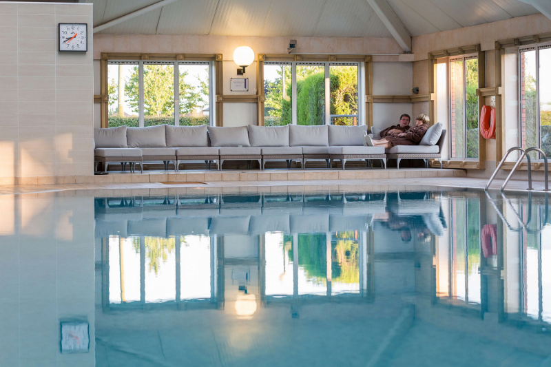 Park Royal - Pool